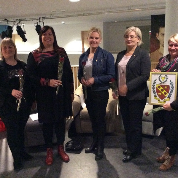 Teknar inn á aðalfudni 28. apríl 2014: Árdís, Ásgerður,  Erla, Gerður, Ingibjörg og Þórunn.