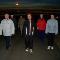 Gengið heim á leið.