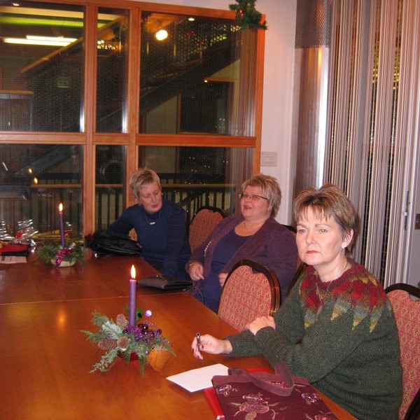 Betakonur mættar og tilbúnar að hefja fund!