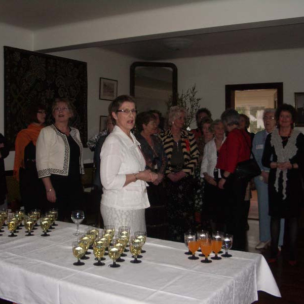 Anna Þóra Baldursdóttir, landssambandsforeti, flytur ávarp í Hússtjórnarskólanum