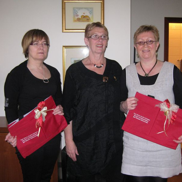 afmælisstelpurr ásamt formanni