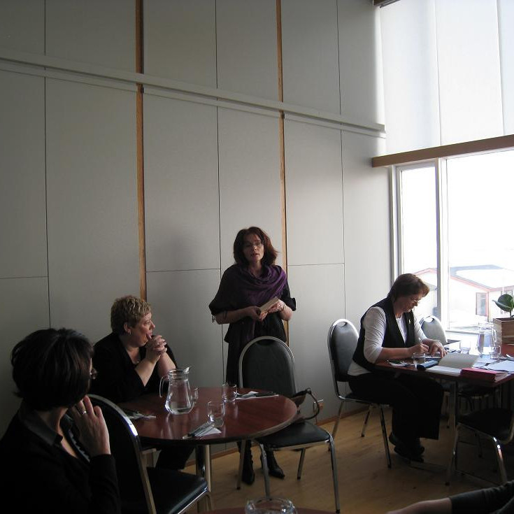 bjorg_thorvaldsdottir_flytur_ord_til_umhugsunar