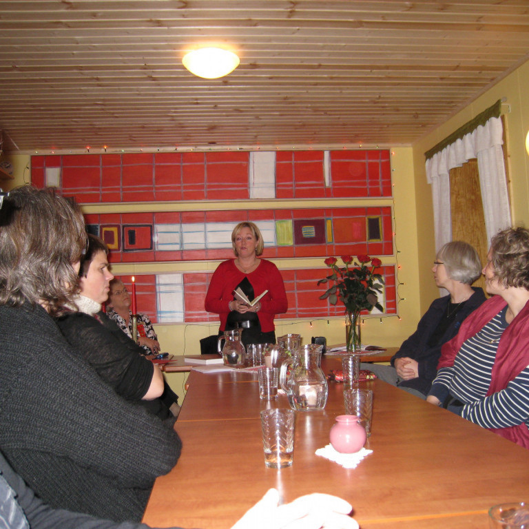 Jarþrúður les jólasögu