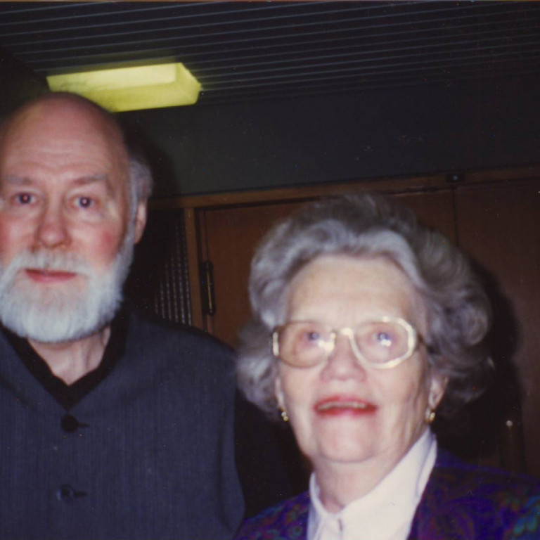 heimsokn4_i_arnasafn_12_april__97