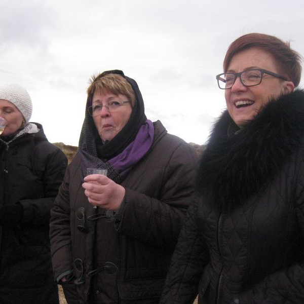 Nestispása í Mjóafirði við Ísafjarðardjúp. Það er ekki miklum hlýjindum fyrir að fara.