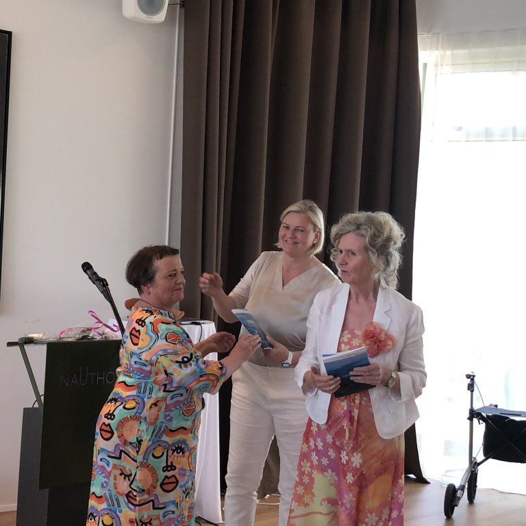 Edda Pétursdóttir, Hanna Halldóra Leifsdóttir og Sigrún Aðalbjarnardóttir