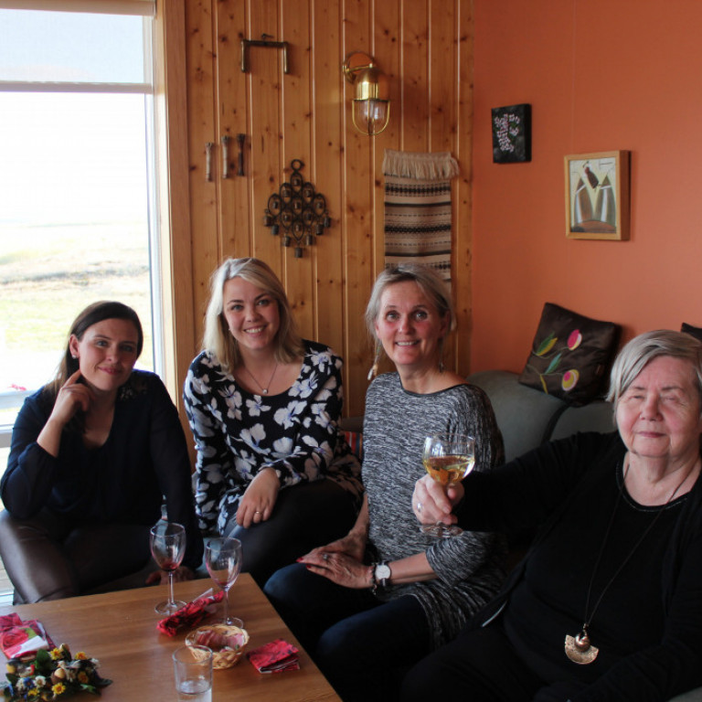 Skál fyrir Gammadeild.