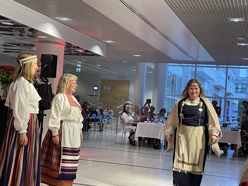 Skemmtiatriði á Grand dinner