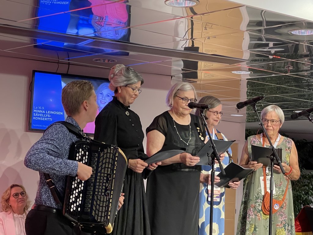 Skemmtiatriði á Grand dinner