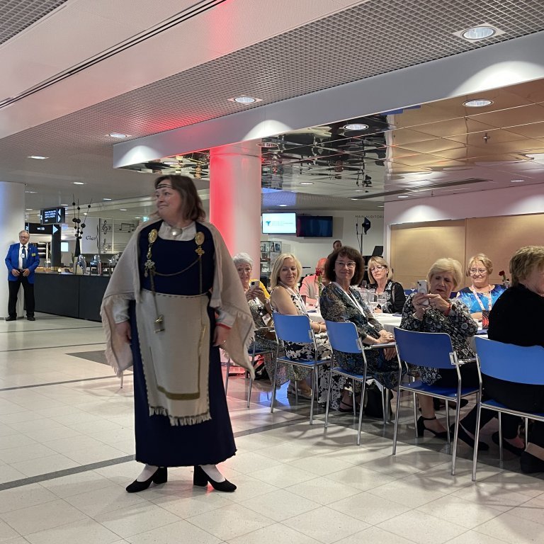 Skemmtiatriði á Grand dinner