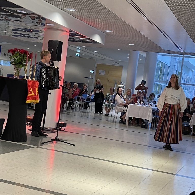 Skemmtiatriði á Grand dinner