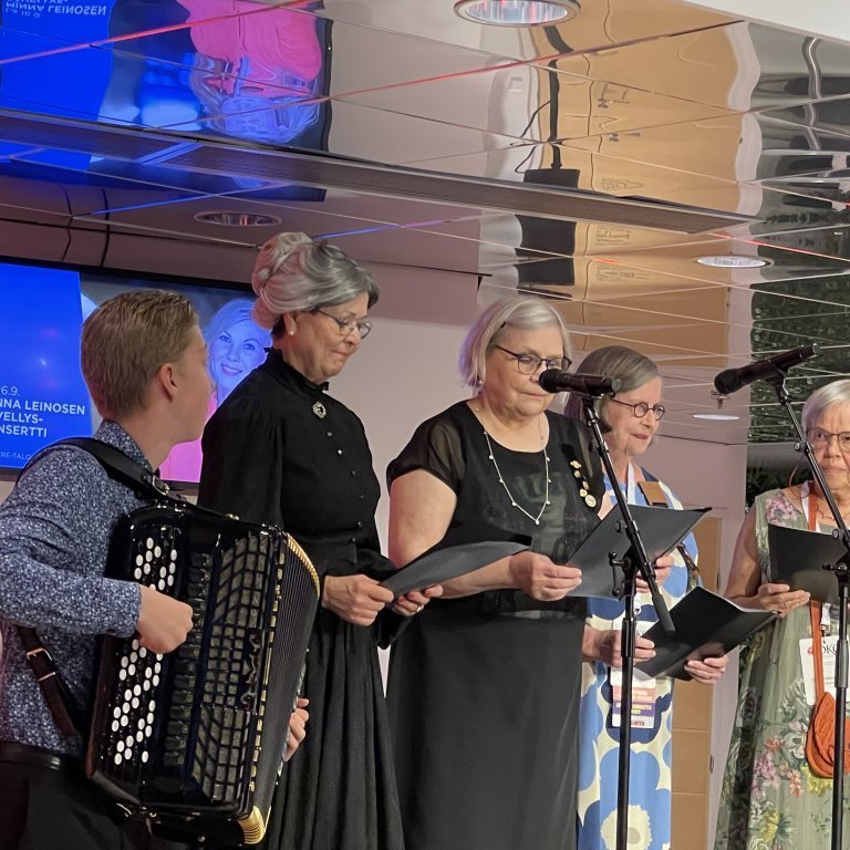 Skemmtiatriði á Grand dinner