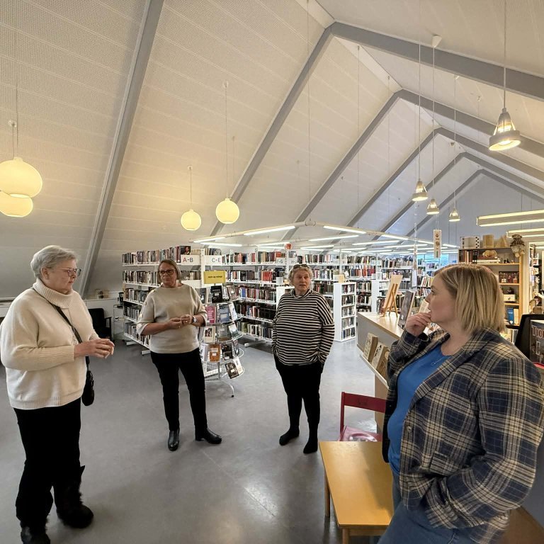 577b2c60-1fe5-4b18-85de-5661a0cf725a