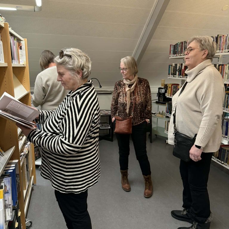 ee85e77a-f3be-4c34-ab5d-e8dfd3f21d93