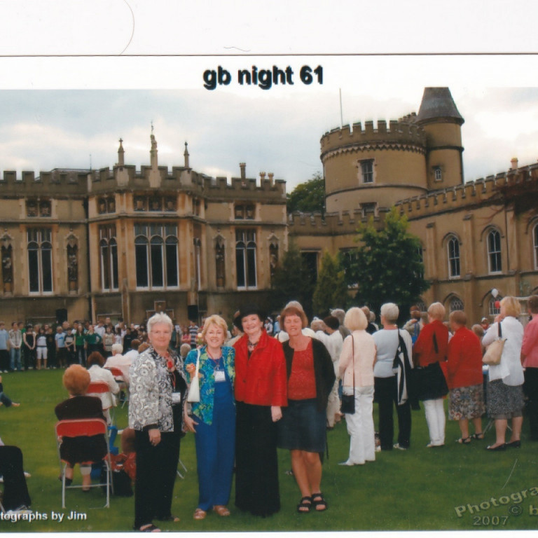 Night on the Town - Sigrún Klara Hannesdóttir í góðum félagsskap