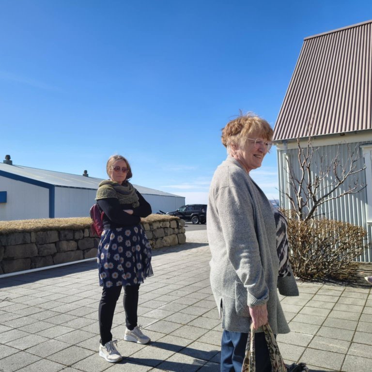 7838bab9-917f-402c-b9ac-64ca89a73276-1