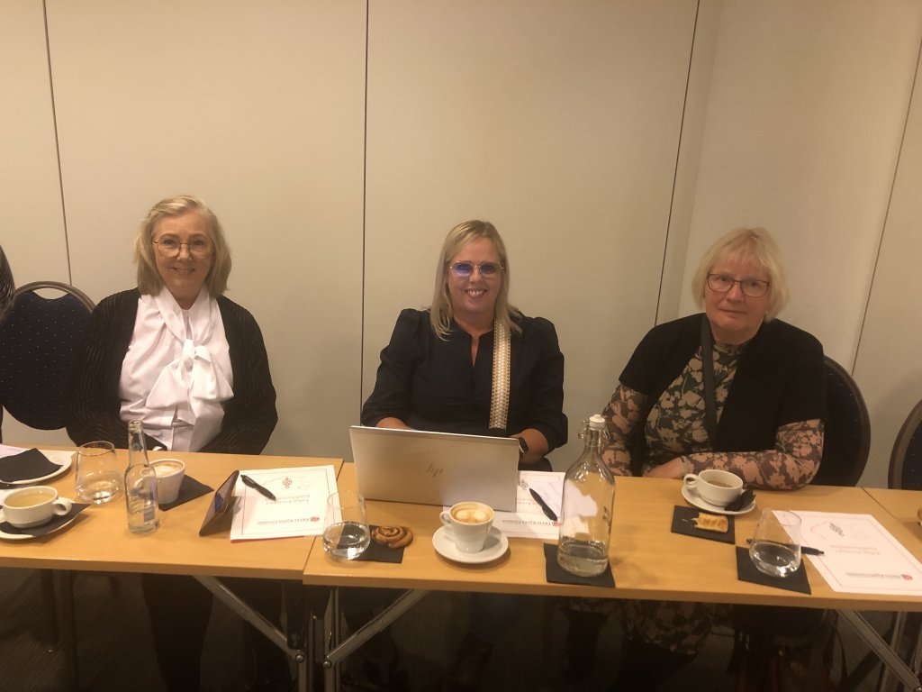 Steingerður Kristjánsdóttir, Lambdadeild, Kristín Helgadóttir, Þetadeild og Þorgerður Ásdís Jóhannesdóttir, Nýdeild
