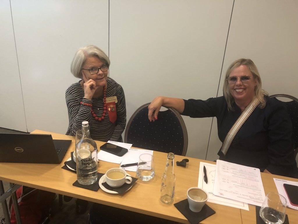 Guðrún Edda Bentsdóttir, Kappadeild og Kristín Helgadóttir, Þetadeild