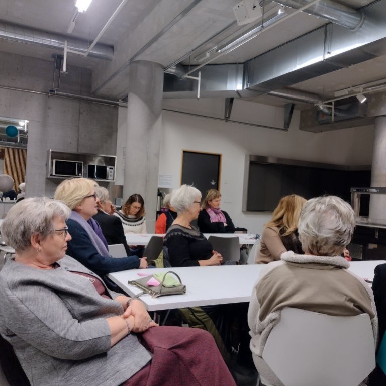 img_20231106_175255128