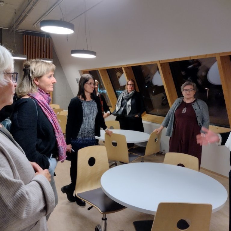 img_20231106_181518231