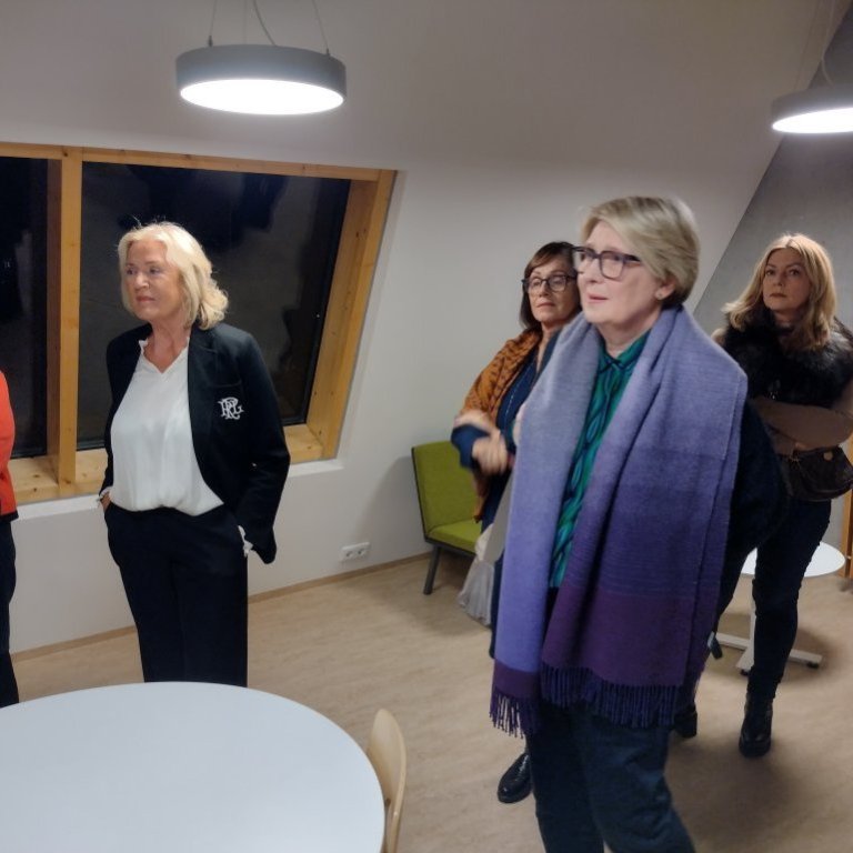 img_20231106_181611650