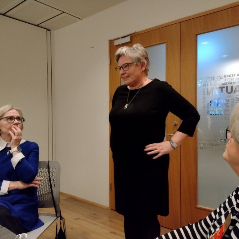 img_20221109_193857106