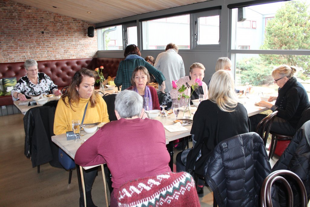 Snætt í Farmers Bistro (Flúðasveppir)