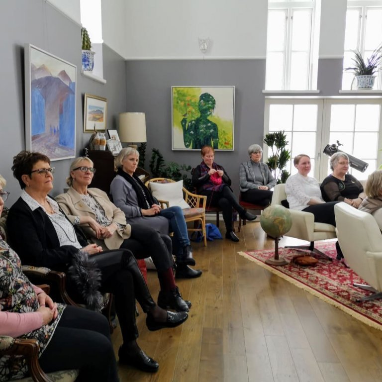 54525861_313258122723956_1374650862005125120_n