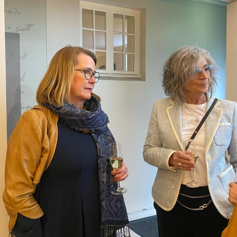 messenger_creation_05033bb2-fd89-47ae-9f14-b12b9cbb47d7