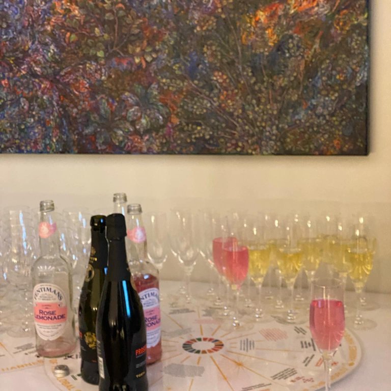 messenger_creation_5bb2cd49-a97a-4f7e-be37-52e6e8520efe