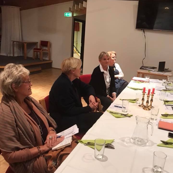 42627525_10216051314372318_865595889085841408_n