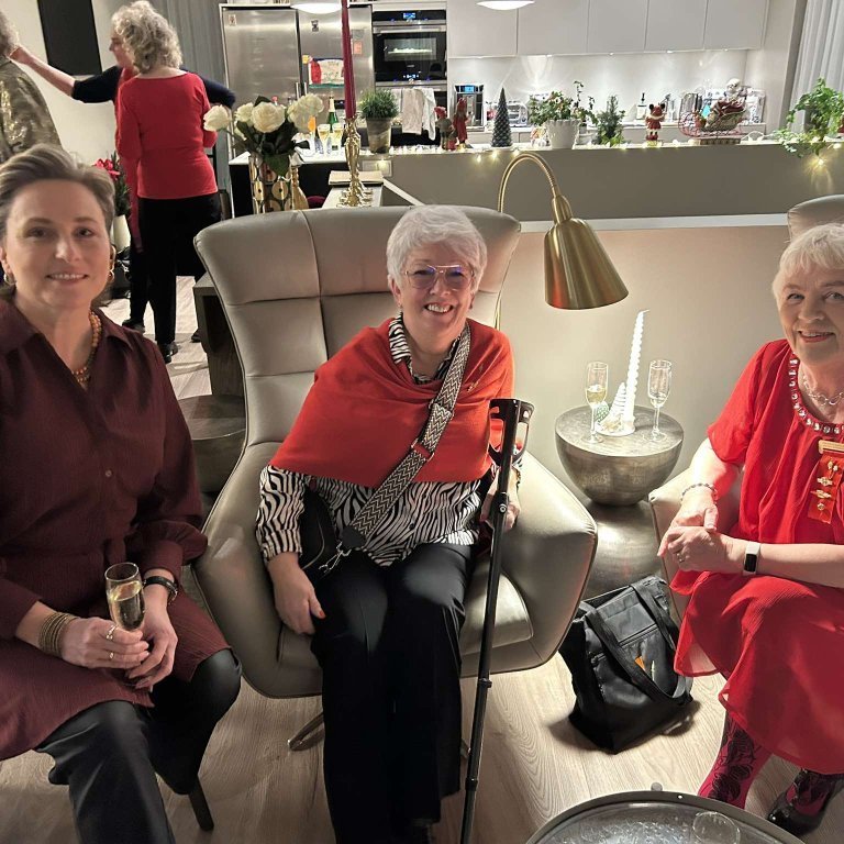 Gammasystur á jólafundi 2024