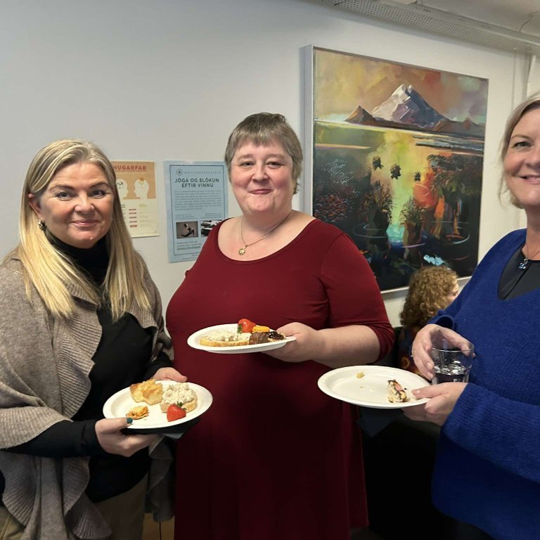 Gammasystur á fyrsta haustfundi á Núvitundarsetrinu í september 2024