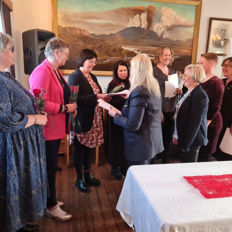 nyir-felagar-med-arnyju-og-stjorn