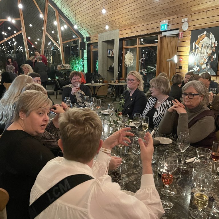 760dd301-a5c4-4b60-9b24-6f1ddd5b5ef7