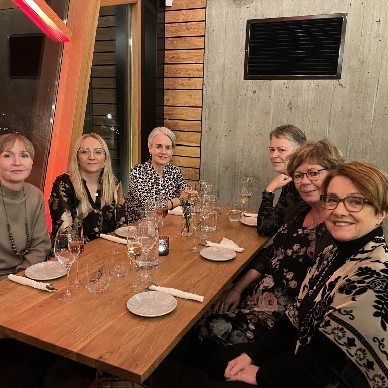 8f7bff71-f0ef-4c62-87cb-f9c57480ccd9