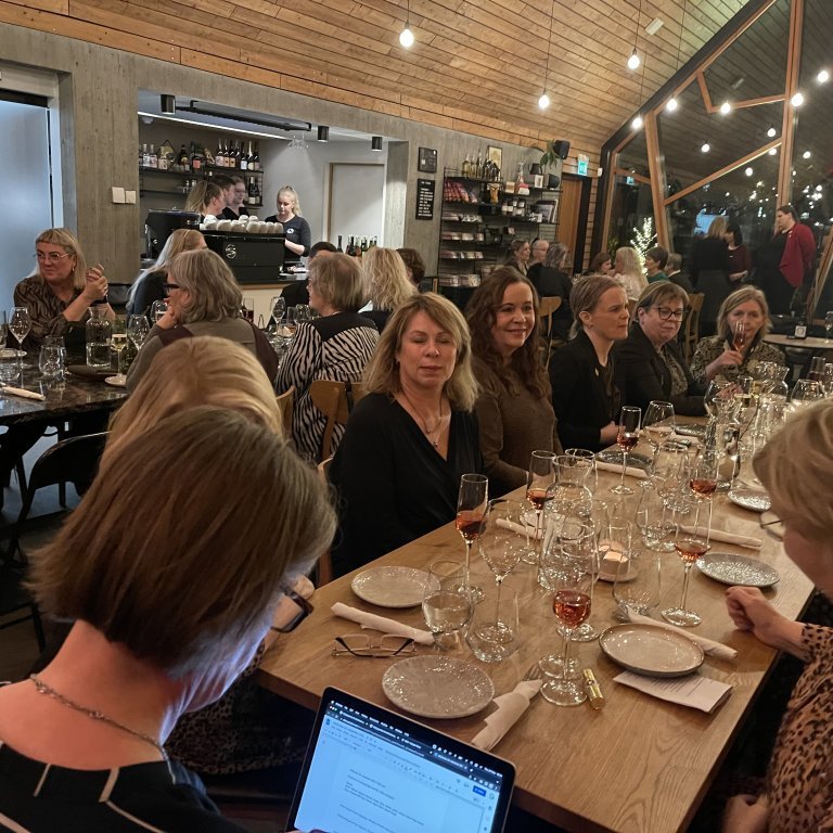 a653dd5e-636f-462e-bb4c-95398ffcff29