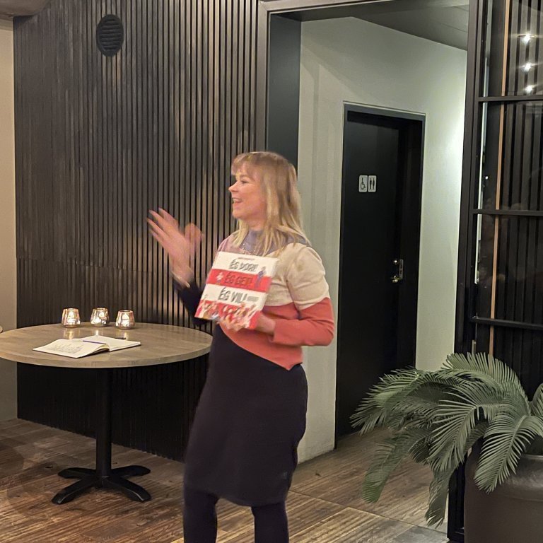 Linda Ólafsdóttir myndlýsir og rithöfundur segir frá bók sinni, Ég þori, ég get, ég vil.