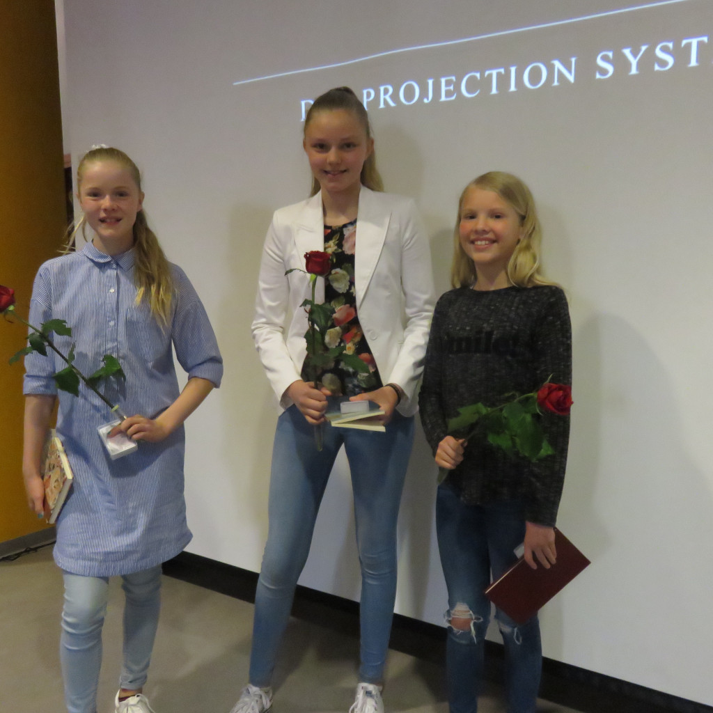 Upplestur: Hildur Lilja Jónsdóttir, Þórgunnur Una Jónsdóttir og Matthildur Una Valdemarsdóttir