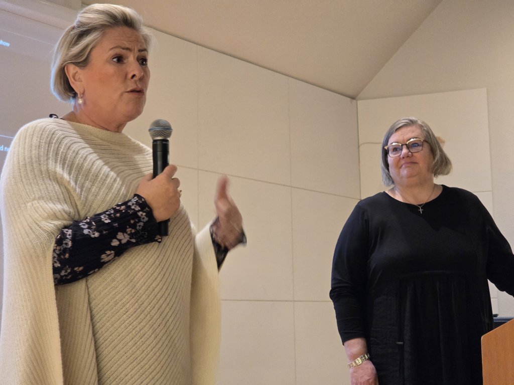 Frú Halla og Sigríður Munda.