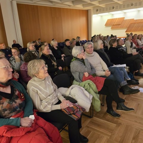 Séð yfir fundarsalinn.