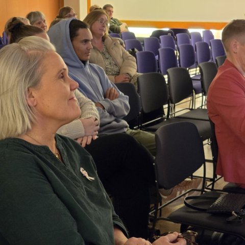 Sigrún Sigurðardóttir, lögregla, hjúkrunarfræðingur og prófessor við HA.