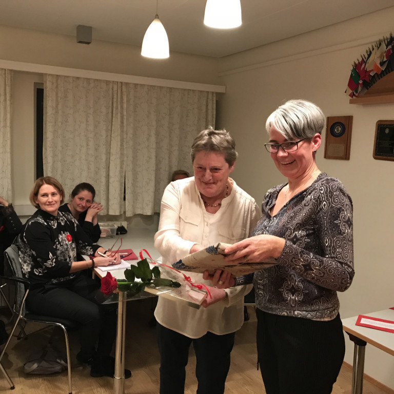 Aníta og Sigrún við athöfnina