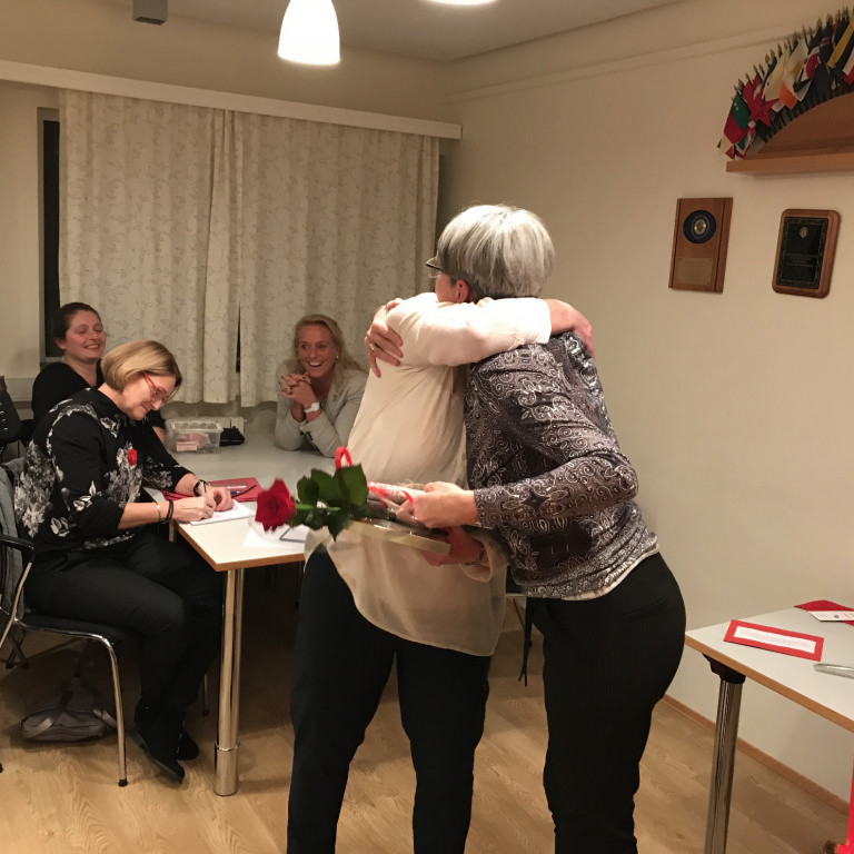 Aníta og Sigrún við athöfnina