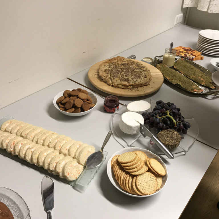 Afmæliskræsingar í boði kaffinefndar