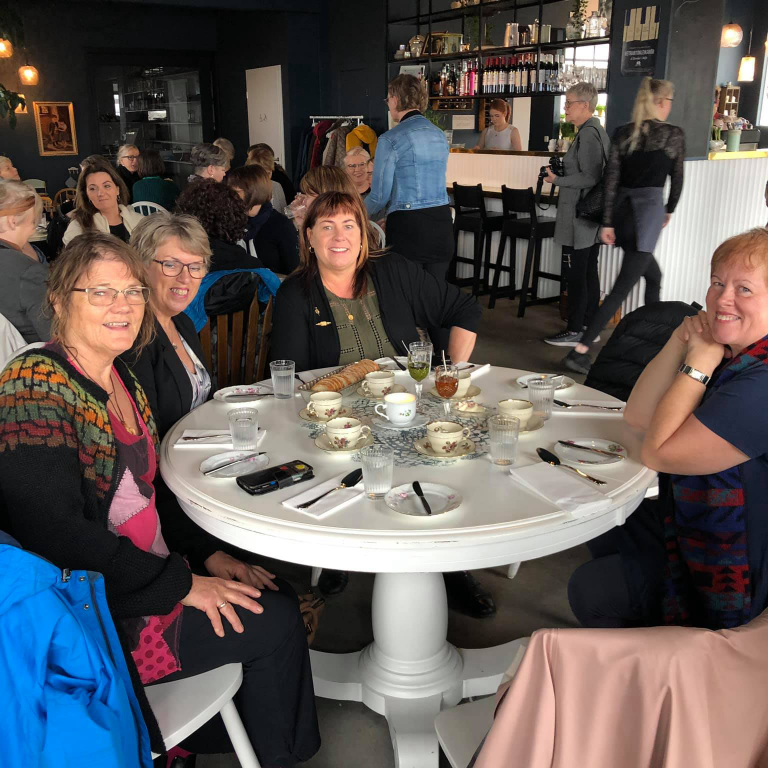 56847937_10218983606249478_2196484616347451392_o