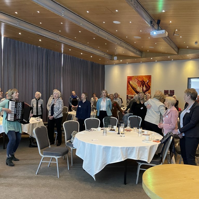 2939eb17-a2ab-4391-a5a0-38c785b275a0