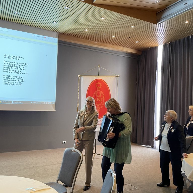 d1e6de44-dea9-4d0b-ba37-2745d4f092db