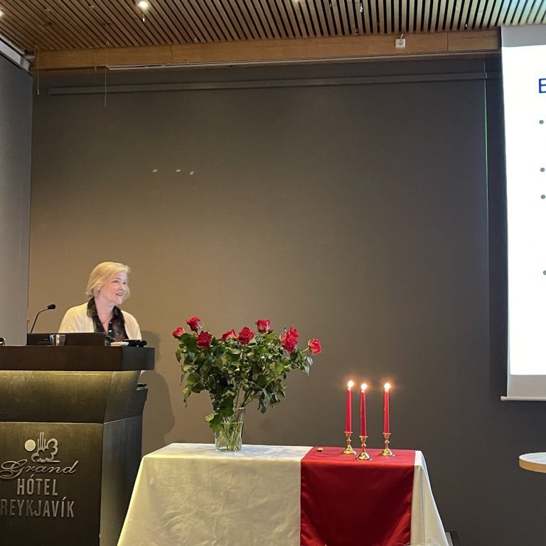 d6e8fd9e-0feb-4113-859e-a3aa35a0b081