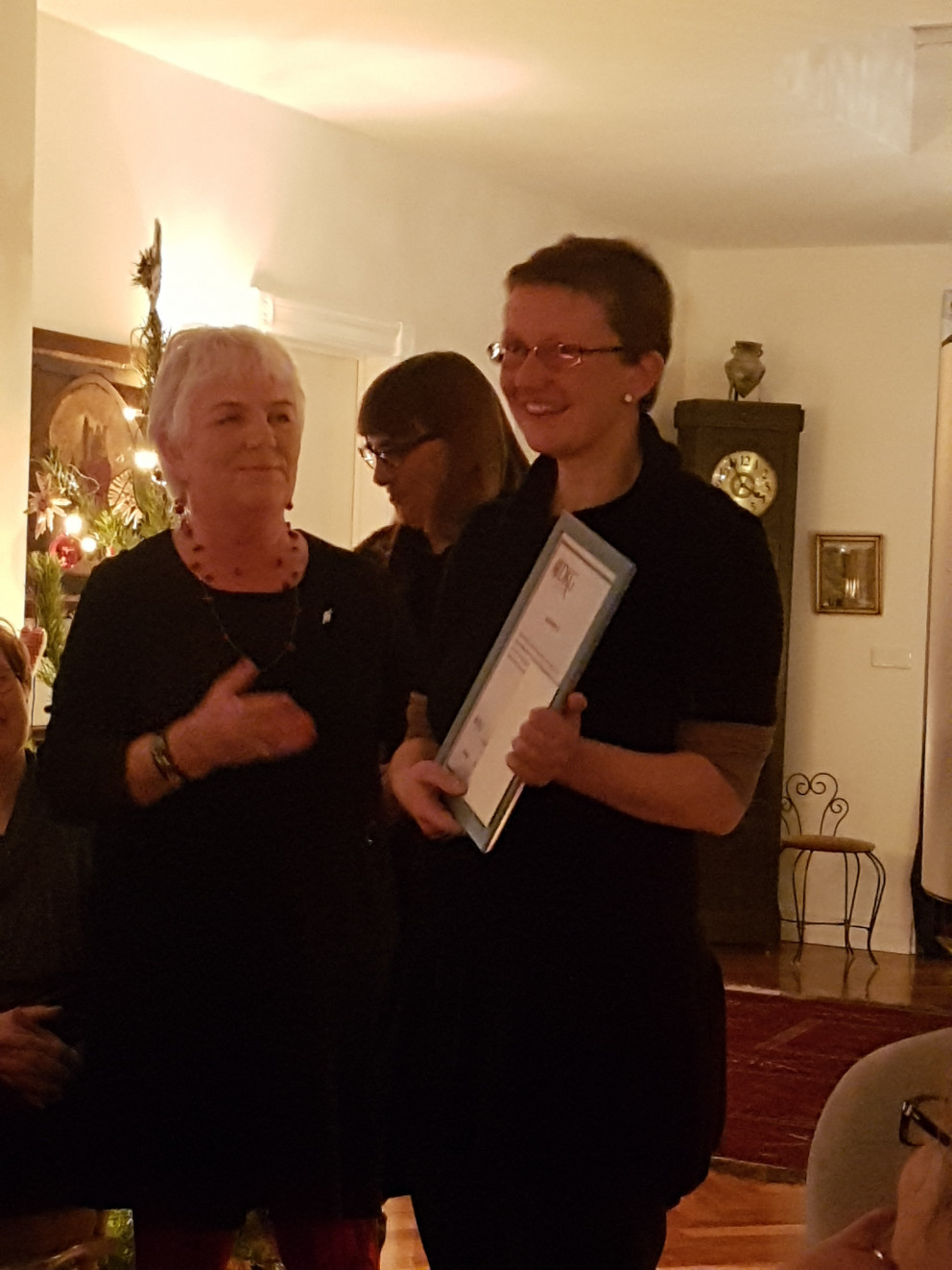 Gammadeild styrkir gott málefni.